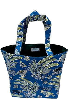 Quadrille Medium Tote: Malay Batik - Bahama Blue