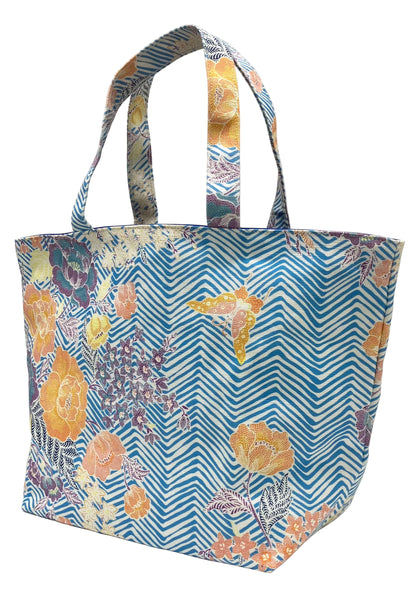China Seas Medium Tote: Macao Zig Zag - Blue