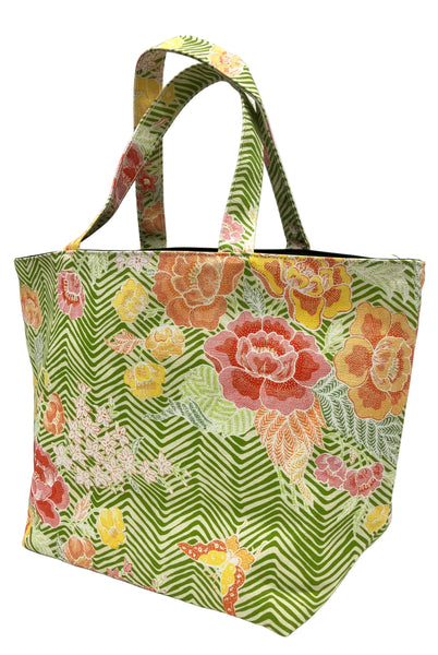 China Seas Medium Tote: Macao Zig Zag - Green